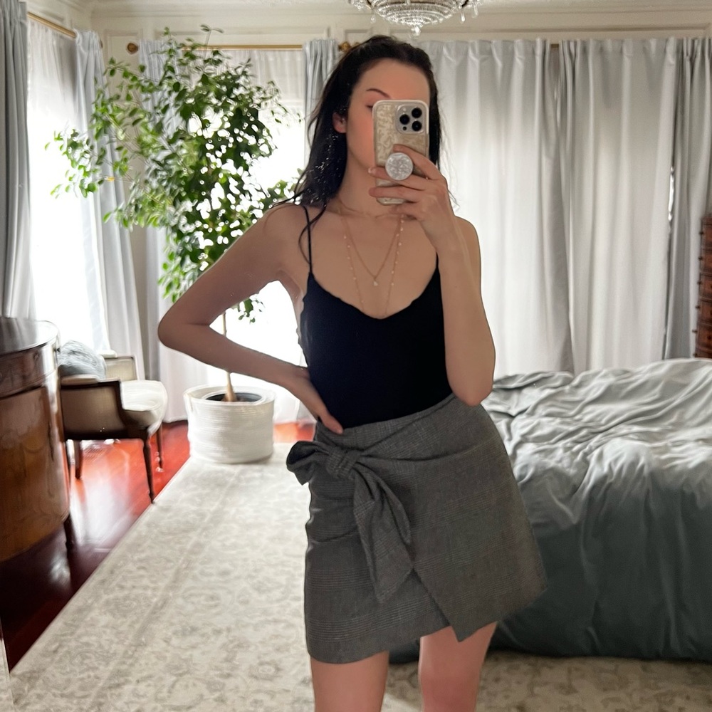 Aritzia Wilfred Dorine Skirt